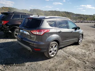 2015 Ford Escape Titanium with VIN 1FMCU9JX3FUB00642, listed as a Copart auction lot 50213695 with 158,681 mi miles and Clean Title. Bid and sale history available at DreamBid. Image 3.
