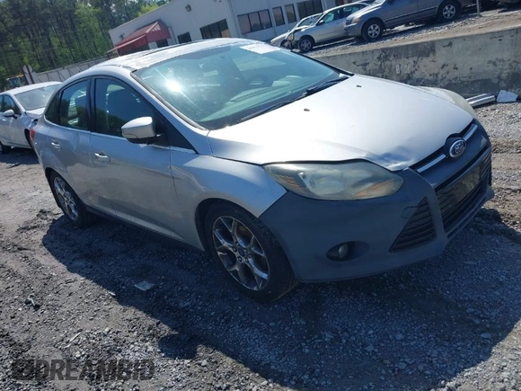 2014 Ford Focus Titanium with VIN 1FADP3J27EL227261, listed as a IAAI auction lot 41972536 with 172,470 mi miles. Bid and sale history available at carsss.com. Image 1.