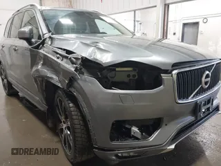 2018 Volvo XC90 Momentum z VIN YV4A22PK5J1371701, wystawiony jako IAAI lot #41647816 z przebiegiem 48 603 mil mil oraz . Historia ofert i sprzedaży dostępna na DreamBid. Obrazek 6.
