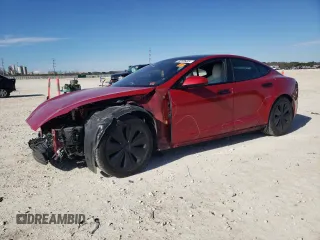2022 Tesla Model S with VIN 5YJSA1E57NF488727, listed as a Copart auction lot 88238485 with 26,899 mi miles and Salvage Title. Bid and sale history available at DreamBid. Image 1.