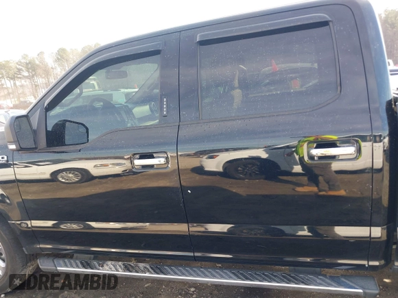 2018 Ford F-150 XL with VIN 1FTEW1E59JFB63307, listed as a IAAI auction lot 41652067 with 174,097 mi miles. Bid and sale history available at carsss.com. Image 14.