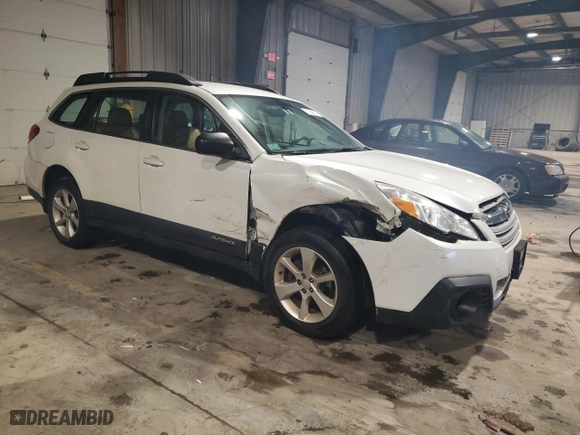 2014 Subaru Outback 2.5i with VIN 4S4BRBAC0E3218136, listed as a Copart auction lot 81554614 with 105,690 mi miles and Salvage Title. Bid and sale history available at carsss.com. Image 4.