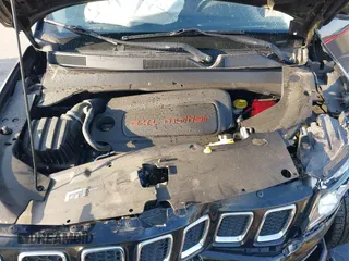 2019 Jeep Compass Limited with VIN 3C4NJDCB7KT622852, listed as a IAAI auction lot 42200945 with 53,746 mi miles and . Bid and sale history available at DreamBid. Image 10.