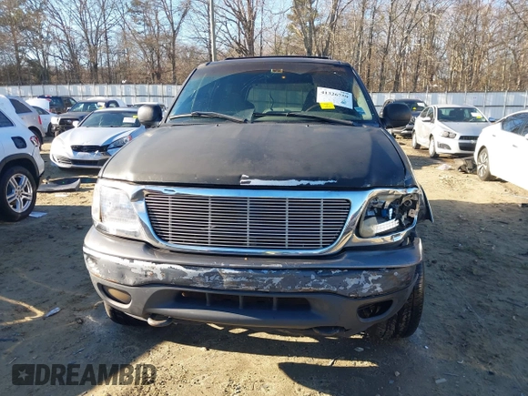 2000 Ford Expedition XLT with VIN 1FMRU1664YLB83051, listed as a IAAI auction lot 41326759 with 227,719 mi miles and . Bid and sale history available at DreamBid. Image 6.