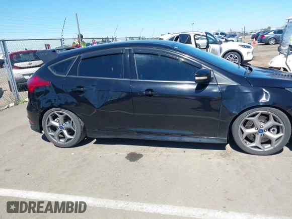 2017 Ford Focus ST with VIN 1FADP3L91HL223141, listed as a IAAI auction lot 41884641 with 129,476 mi miles and . Bid and sale history available at carsss.com. Image 13.