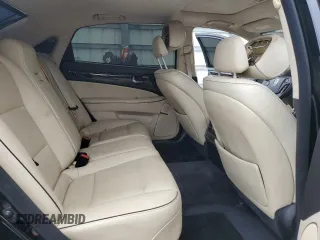 2016 Hyundai Equus Signature z VIN KMHGH4JH6GU103098, wystawiony jako Copart lot #84622454 z przebiegiem 107 573 mil mil oraz Czysty tytuł • Clean title. Historia ofert i sprzedaży dostępna na DreamBid. Obrazek 10.