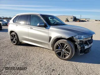 2017 BMW X5 M z VIN 5YMKT6C37H0U39093, wystawiony jako Copart lot #39299614 z przebiegiem 126 868 mil mil oraz . Historia ofert i sprzedaży dostępna na DreamBid. Obrazek 4.
