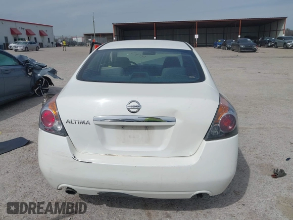 2009 Nissan Altima S with VIN 1N4AL21E09C126880, listed as a IAAI auction lot 41739604 with 258,940 mi miles and . Bid and sale history available at DreamBid. Image 17.