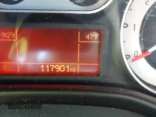 2017 FIAT 500L Trekking z VIN ZFBCFADH5HZ039470, wystawiony jako IAAI lot #40989704 z przebiegiem 117 901 mil mil oraz . Historia ofert i sprzedaży dostępna na DreamBid. Obrazek 7.