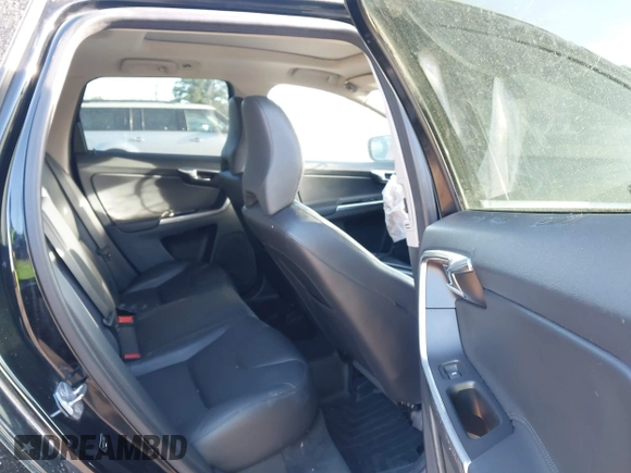 2015 Volvo XC60 T6 with VIN YV4902RK3F2721804, listed as a IAAI auction lot 41833744 with 105,855 mi miles and . Bid and sale history available at DreamBid. Image 8.