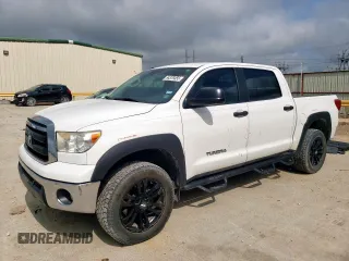 2013 Toyota Tundra z VIN 5TFEM5F15DX066791, wystawiony jako Copart lot #54379355 z przebiegiem 228 189 mil mil oraz Szkoda całkowita • Salvage title. Historia ofert i sprzedaży dostępna na DreamBid. Obrazek 1.