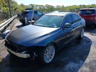 2013 BMW 3 Series ActiveHybrid 3 with VIN WBA3F9C5XDF484346, listed as a IAAI auction lot 41998341 with 145,271 mi miles. Bid and sale history available at carsss.com. Image 17.