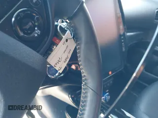 2020 Toyota Prius LE z VIN JTDKARFP8L3133106, wystawiony jako IAAI lot #41679364 z przebiegiem 139 342 mil mil oraz . Historia ofert i sprzedaży dostępna na DreamBid. Obrazek 11.