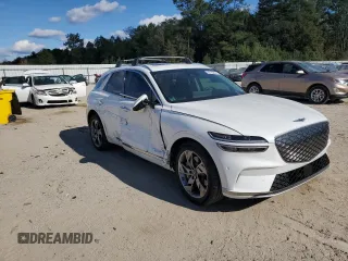 2024 Genesis GV70 Advanced with VIN 5NMMCET16RH003248, listed as a Copart auction lot 82125824 with 6,210 mi miles and Salvage title. Bid and sale history available at DreamBid. Image 4.
