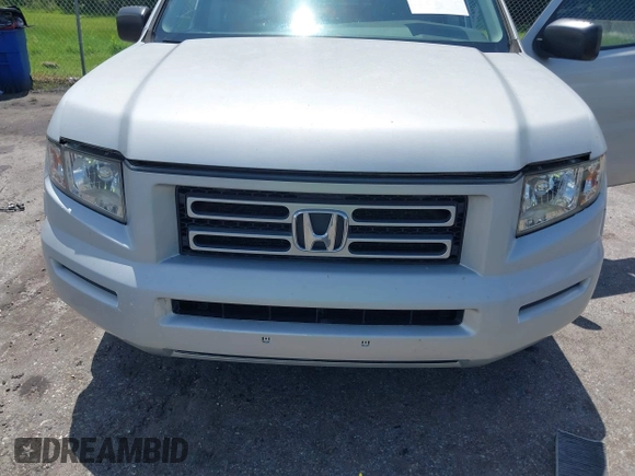 2008 Honda Ridgeline RT with VIN 2HJYK16228H524622, listed as a IAAI auction lot 42445595 with 209,649 mi miles and . Bid and sale history available at DreamBid. Image 6.