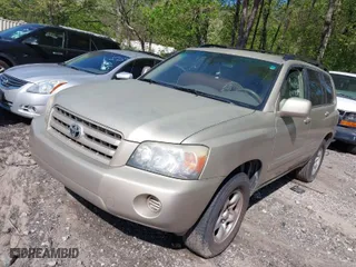 2005 Toyota Highlander with VIN JTEGD21A850123439, listed as a IAAI auction lot 41970249 with 174,995 mi miles. Bid and sale history available at carsss.com. Image 2.
