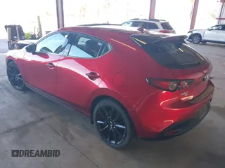 2021 Mazda 3 Premium Plus z VIN JM1BPBNY3M1332643, wystawiony jako IAAI lot #41536777 z przebiegiem 43 075 mil mil oraz . Historia ofert i sprzedaży dostępna na DreamBid. Obrazek 3.