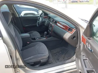 2008 Chevrolet Impala LT with VIN 2G1WT55K789161755, listed as a IAAI auction lot 42132861 with 222,233 mi miles and . Bid and sale history available at DreamBid. Image 5.
