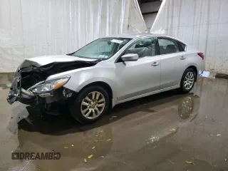 2018 Nissan Altima SV with VIN 1N4AL3AP2JC110062, listed as a Copart auction lot 78792554 with 204,217 mi miles and Salvage Title. Bid and sale history available at carsss.com. Image 1.