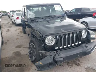 2023 Jeep Gladiator Overland z VIN 1C6HJTFG2PL523686, wystawiony jako IAAI lot #42134627 z przebiegiem 33 575 mil mil oraz . Historia ofert i sprzedaży dostępna na DreamBid. Obrazek 1.