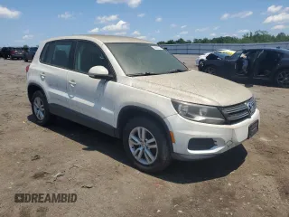 2014 Volkswagen Tiguan SEL with VIN WVGAV3AX6EW603358, listed as a Copart auction lot 62065575 with 209,464 mi miles and Clean title. Bid and sale history available at DreamBid. Image 4.