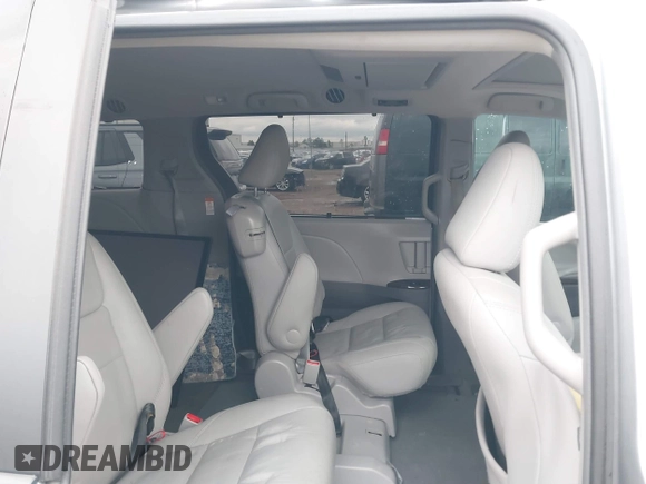 2017 Toyota Sienna XLE Auto Access Seat with VIN 5TDYZ3DC8HS789165, listed as a IAAI auction lot 41290603 with 57,682 mi miles and . Bid and sale history available at DreamBid. Image 8.