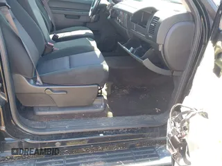 2013 Chevrolet Silverado 1500 LT with VIN 3GCPKSE75DG307515, listed as a IAAI auction lot 41982847 with 178,892 mi miles. Bid and sale history available at carsss.com. Image 5.