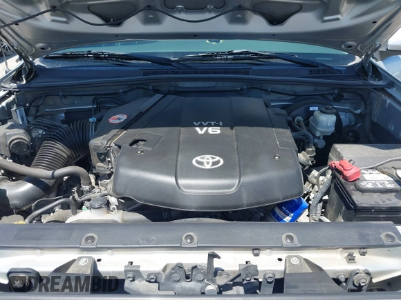2013 Toyota Tacoma with VIN 3TMMU4FN2DM055326, listed as a IAAI auction lot 42560152 with 198,406 mi miles and . Bid and sale history available at DreamBid. Image 10.