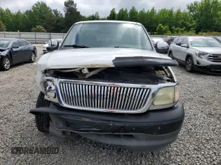 2003 Ford F-150 XL z VIN 1FTRX17283NA47526, wystawiony jako Copart lot #56548415 z przebiegiem 113 287 mil mil oraz Szkoda całkowita • Salvage title. Historia ofert i sprzedaży dostępna na DreamBid. Obrazek 5.