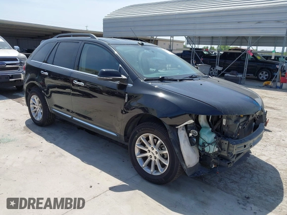 2013 Lincoln MKX z VIN 2LMDJ6JK6DBL44437, wystawiony jako IAAI lot #41867123 z przebiegiem 89 386 mil mil oraz . Historia ofert i sprzedaży dostępna na DreamBid. Obrazek 1.