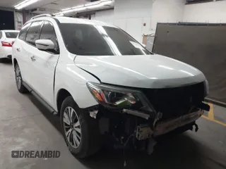 2017 Nissan Pathfinder S with VIN 5N1DR2MN5HC663871, listed as a IAAI auction lot 41746282 with 147,488 mi miles. Bid and sale history available at carsss.com. Image 1.