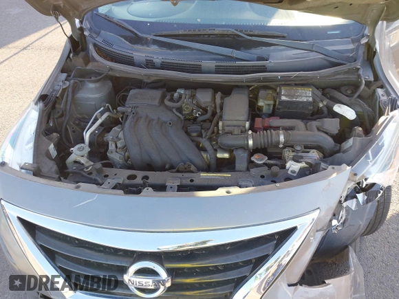 2017 Nissan Versa SV z VIN 3N1CN7AP4HK429880, wystawiony jako IAAI lot #41702985 z przebiegiem 183 764 mil mil oraz . Historia ofert i sprzedaży dostępna na DreamBid. Obrazek 10.