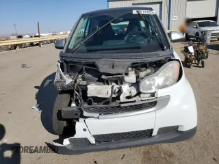 2010 Smart fortwo Pure with VIN WMEEJ3BA4AK341838, listed as a Copart auction lot 42514165 with 86,418 mi miles and Salvage title. Bid and sale history available at DreamBid. Image 5.