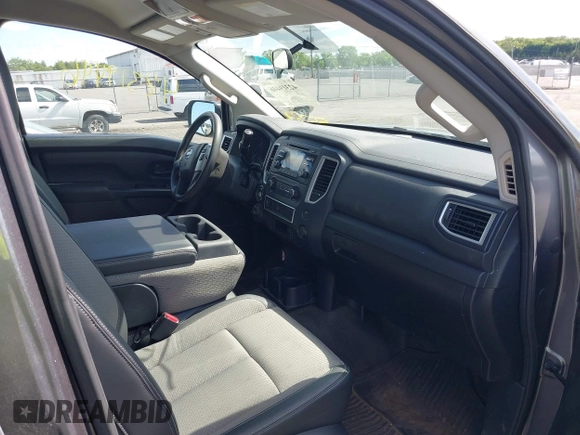 2017 Nissan Titan SV z VIN 1N6AA1EJ0HN552876, wystawiony jako IAAI lot #42319446 z przebiegiem 37 875 mil mil oraz . Historia ofert i sprzedaży dostępna na DreamBid. Obrazek 5.