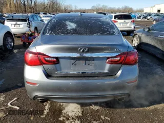 2018 Infiniti Q70 Luxe with VIN JN1BY1AR4JM220498, listed as a Copart auction lot 42338465 with 125,727 mi miles and Salvage title. Bid and sale history available at DreamBid. Image 6.