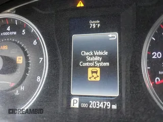 2015 Toyota Camry XLE z VIN 4T1BF1FK5FU079412, wystawiony jako IAAI lot #42266849 z przebiegiem 203 479 mil mil oraz . Historia ofert i sprzedaży dostępna na DreamBid. Obrazek 15.