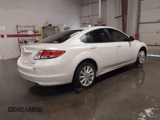 2012 Mazda Mazda6 i Touring with VIN 1YVHZ8DH3C5M14916, listed as a IAAI auction lot 41079637 with 183,396 mi miles. Bid and sale history available at carsss.com. Image 4.