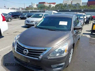 2013 Nissan Altima S with VIN 1N4AL3AP9DC173759, listed as a IAAI auction lot 41847813 with 149,527 mi miles and . Bid and sale history available at DreamBid. Image 6.
