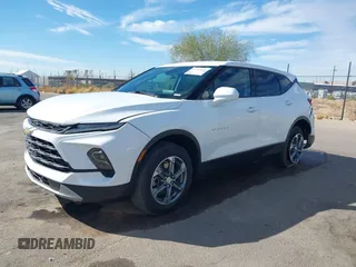 2023 Chevrolet Blazer LT z VIN 3GNKBCR4XPS116844, wystawiony jako IAAI lot #41622843 z przebiegiem 34 094 mil mil oraz . Historia ofert i sprzedaży dostępna na DreamBid. Obrazek 19.