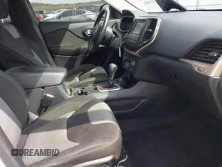 2016 Jeep Cherokee Sport with VIN 1C4PJMAB1GW218412, listed as a IAAI auction lot 41909027 with 167,206 mi miles. Bid and sale history available at carsss.com. Image 5.