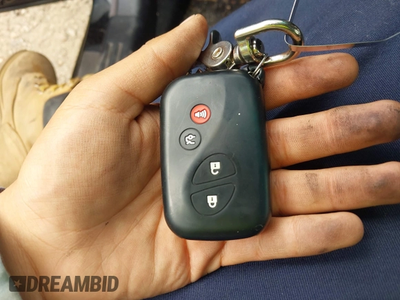 2010 Lexus LS 460 с VIN JTHCL5EFXA5008723, выставлен на аукционе IAAI как лот 42635747 с пробегом 156 030 миль миль и . История ставок и продаж доступна на DreamBid. Изображение 11.