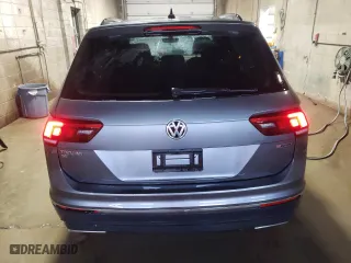 2020 Volkswagen Tiguan SE with VIN 3VV2B7AX6LM002197, listed as a Copart auction lot 48994675 with 25,700 mi miles and Salvage Title. Bid and sale history available at carsss.com. Image 6.