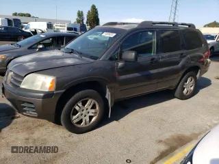 2005 Mitsubishi Endeavor LS with VIN 4A4MN21S25E074599, listed as a Copart auction lot 74058624 with 225,521 mi miles and Clean Title. Bid and sale history available at carsss.com. Image 1.