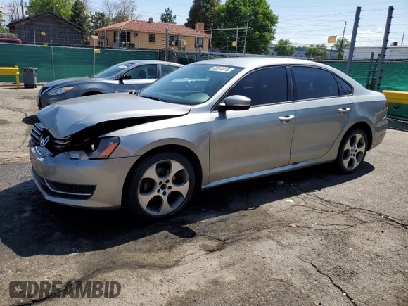 2013 Volkswagen Passat S z VIN 1VWAP7A31DC061392, wystawiony jako Copart lot #60318015 z przebiegiem 102 563 mil mil oraz Szkoda całkowita • Salvage title. Historia ofert i sprzedaży dostępna na DreamBid. Obrazek 1.