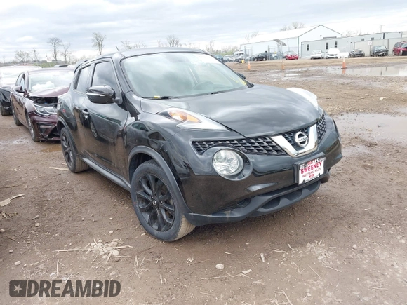 2015 Nissan Juke S with VIN JN8AF5MV4FT557334, listed as a IAAI auction lot 42043582 with 82,509 mi miles and . Bid and sale history available at carsss.com. Image 1.