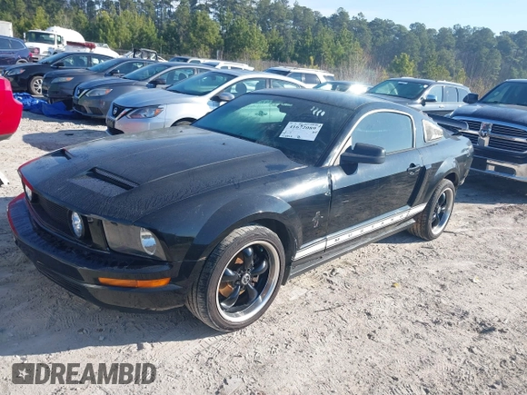 2007 Ford Mustang Deluxe with VIN 1ZVHT80N475294839, listed as a IAAI auction lot 41672089 with 178,938 mi miles and . Bid and sale history available at DreamBid. Image 2.