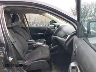 2019 Dodge Journey SE with VIN 3C4PDCBG2KT738516, listed as a IAAI auction lot 41112993 with 201,908 mi miles and . Bid and sale history available at DreamBid. Image 5.