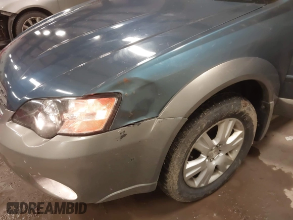 2005 Subaru Legacy Outback z VIN 4S4BP61C156378716, wystawiony jako IAAI lot #42048393 z przebiegiem 134 640 mil mil oraz . Historia ofert i sprzedaży dostępna na DreamBid. Obrazek 6.
