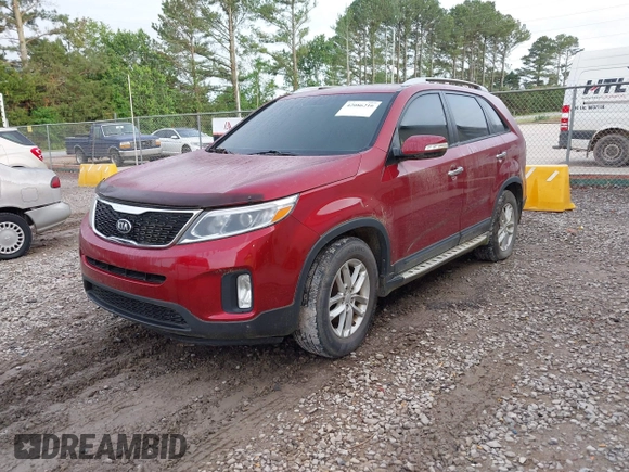 2014 Kia Sorento LX with VIN 5XYKT4A63EG493443, listed as a IAAI auction lot 42086216 with 126,482 mi miles. Bid and sale history available at carsss.com. Image 2.