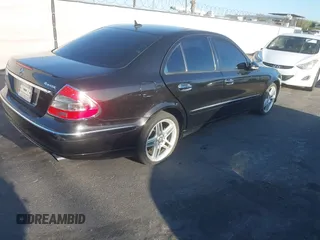 2007 Mercedes-Benz E-Class 3.5L with VIN WDBUF87X67X222236, listed as a IAAI auction lot 41991958 with 158,735 mi miles. Bid and sale history available at carsss.com. Image 4.